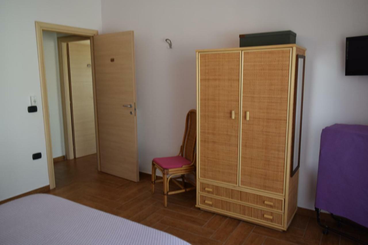 卡斯特沃托诺Bed &Breakfast Pinetamare住宿加早餐旅馆 外观 照片